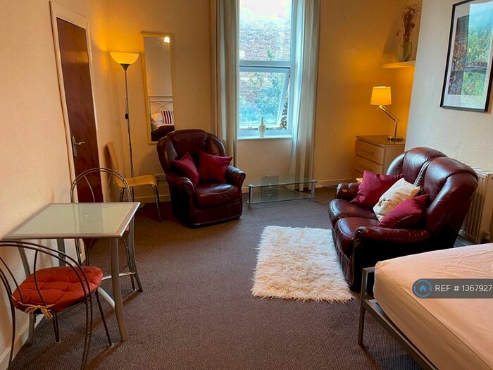 1 Bedroom Flat To Rent In Peel Street, Liverpool, L8