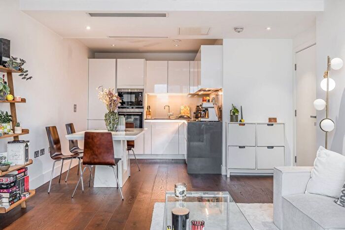1 Bedroom Flat For Sale In Central Avenue, Fulham, London, SW6