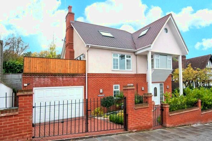 4 Bedroom Detached House To Rent In Montenotte Road, London, N8