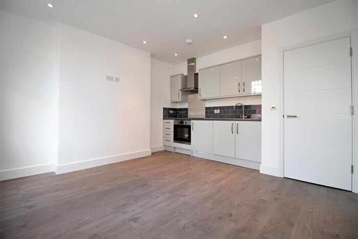 1 Bedroom Flat To Rent In Dartmouth Road, London, NW2