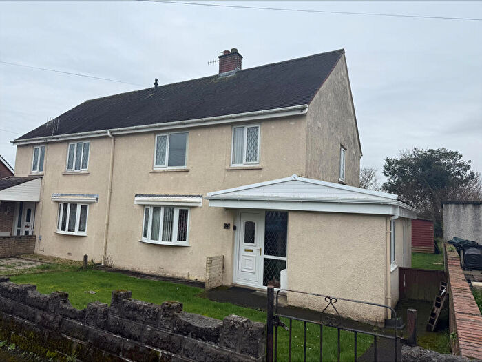 3 Bedroom House To Rent In Bryngwyn Bach, Llanelli, Carmarthenshire, SA14