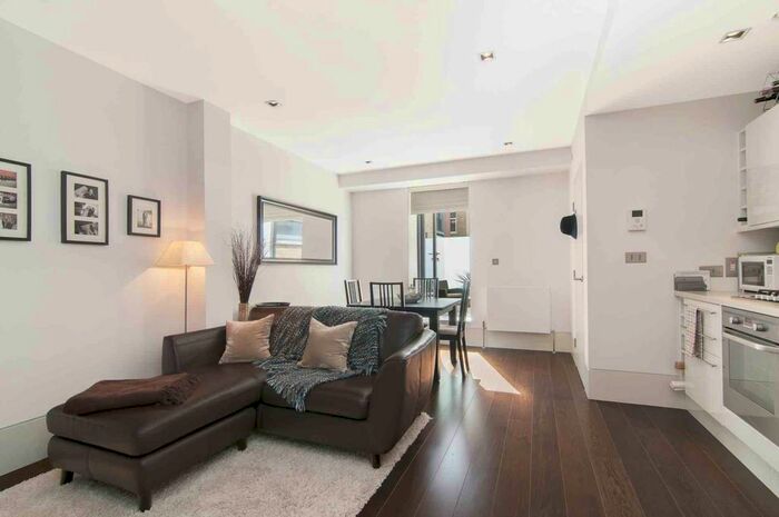 1 Bedroom Flat To Rent In St Martins Lane, Covent Garden, WC2E