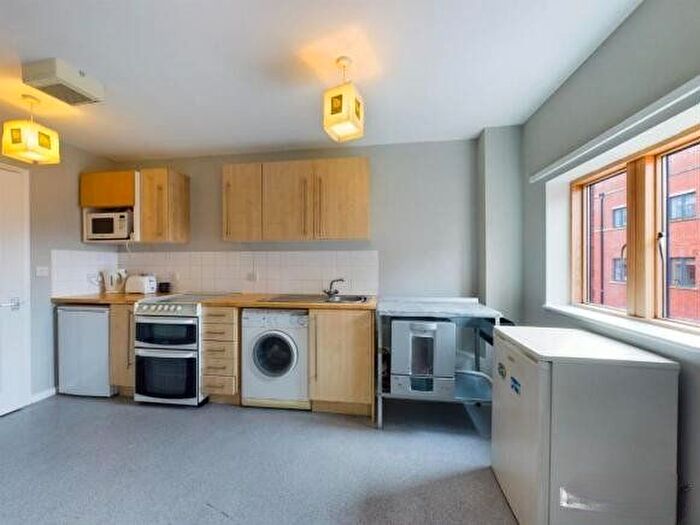 1 Bedroom Flat For Sale In Chedworth House, The Square, Chester, Cheshire, CH1