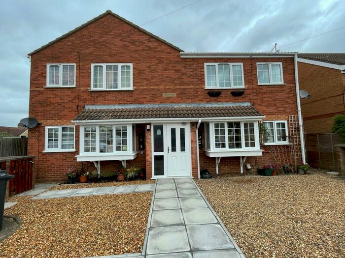 2 Bedroom Flat To Rent In Hitchmead Road, Biggleswade, SG18