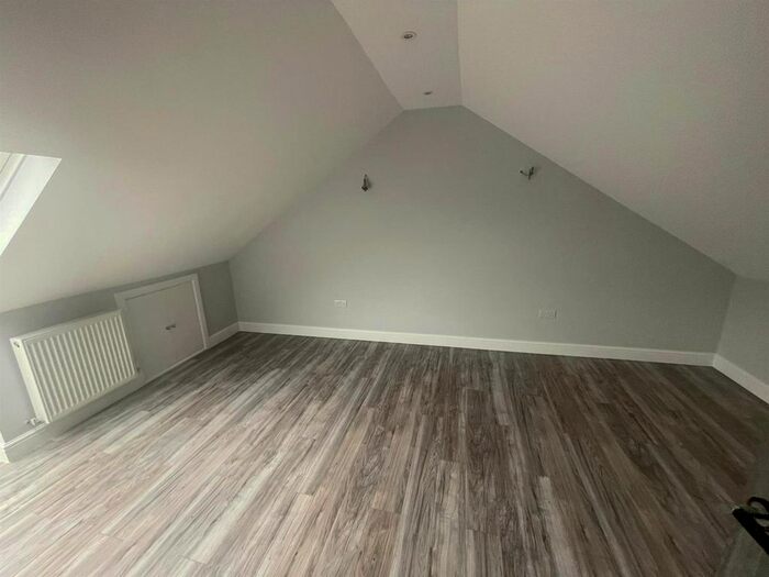 2 Bedroom Flat To Rent In Eldon Parade, Eldon Road, London, N22