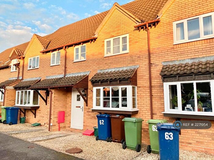 3 Bedroom Terraced House To Rent In The Highgrove, Cheltenham, GL52