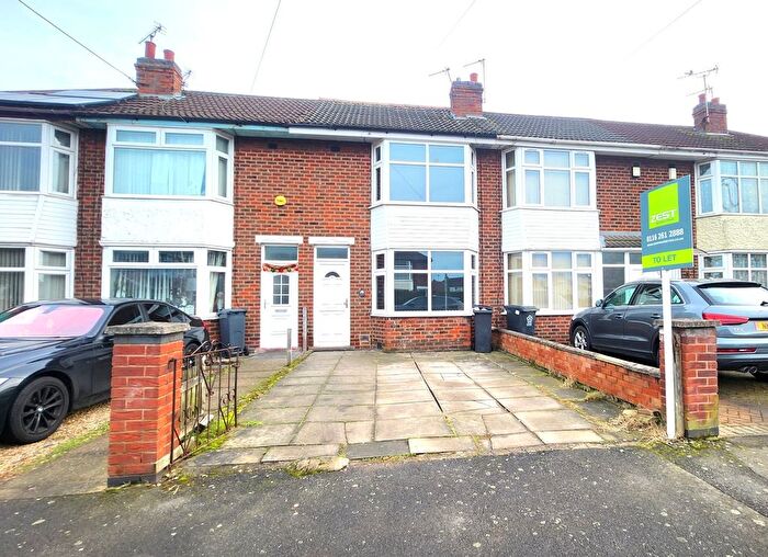 3 Bedroom Town House To Rent In Kerrysdale Avenue, Leicester, LE4