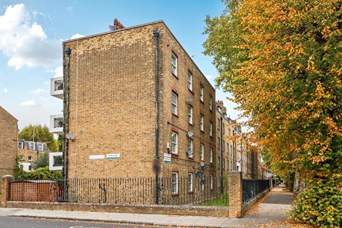 1 Bedroom Flat For Sale In Doddington Grove, London, SE17