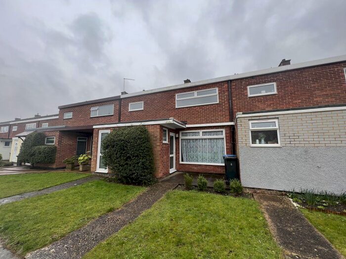 3 Bedroom Property To Rent In Barn Mead, Harlow, Essex, CM18