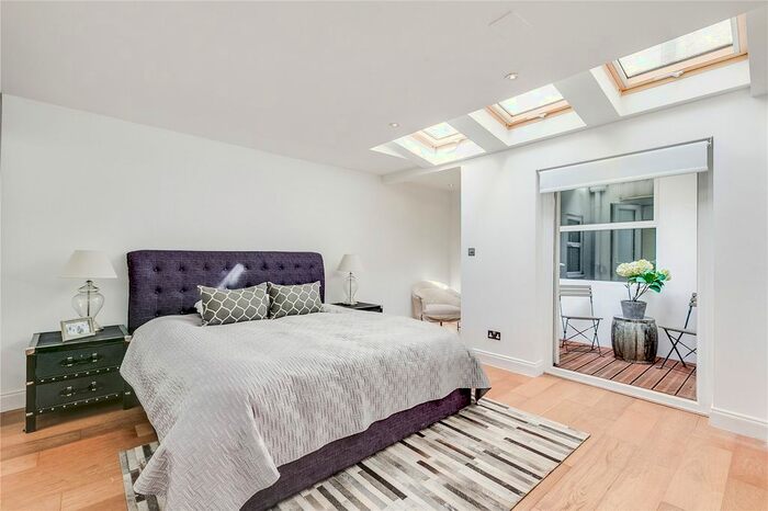 2 Bedroom Flat To Rent In Gloucester Place, London, W1U