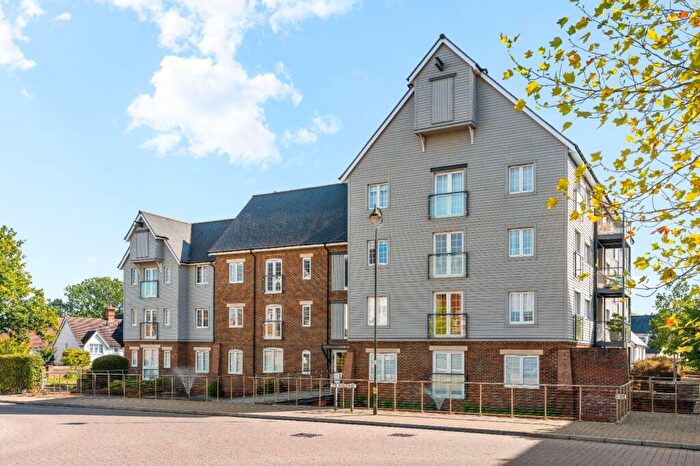 1 Bedroom Flat For Sale In The Mill, Highwood, Horsham, RH12