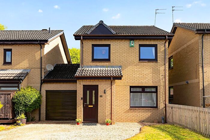 3 Bedroom Detached House For Sale In Greenlaw Crescent, Paisley, PA1