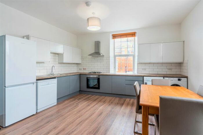 4 Bedroom Maisonette To Rent In Heaton Road, Heaton, Newcastle Upon Tyne, NE6