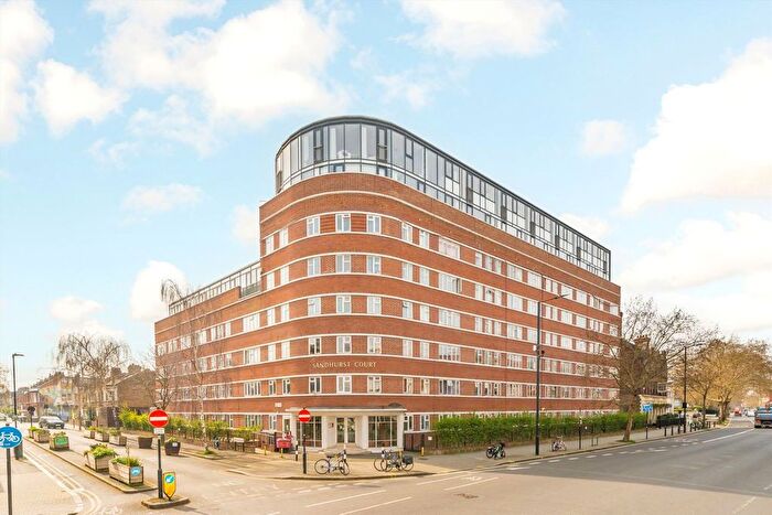 2 Bedroom Flat To Rent In Acre Lane, Brixton, SW2