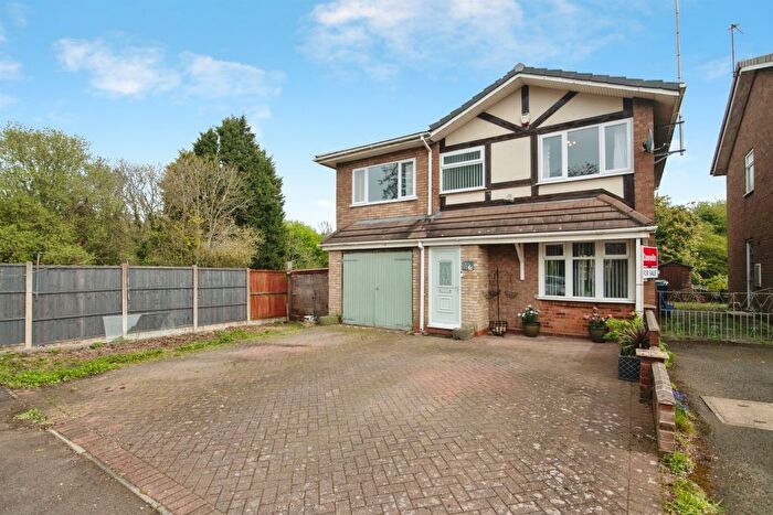 4 Bedroom Detached House For Sale In Beverston Road, Tipton, DY4