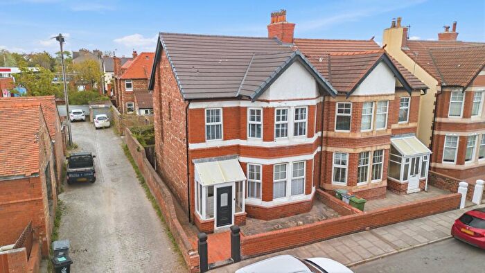 4 Bedroom Semi-Detached House For Sale In Manor Road, Hoylake, CH47