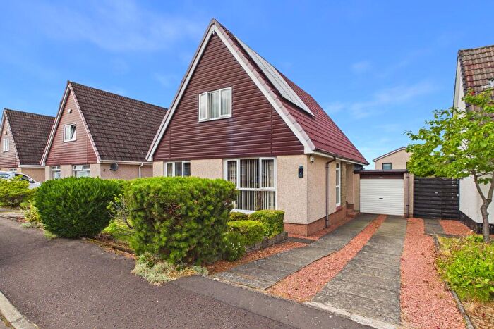 4 Bedroom Detached House For Sale In Skipness Avenue, Carluke, ML8