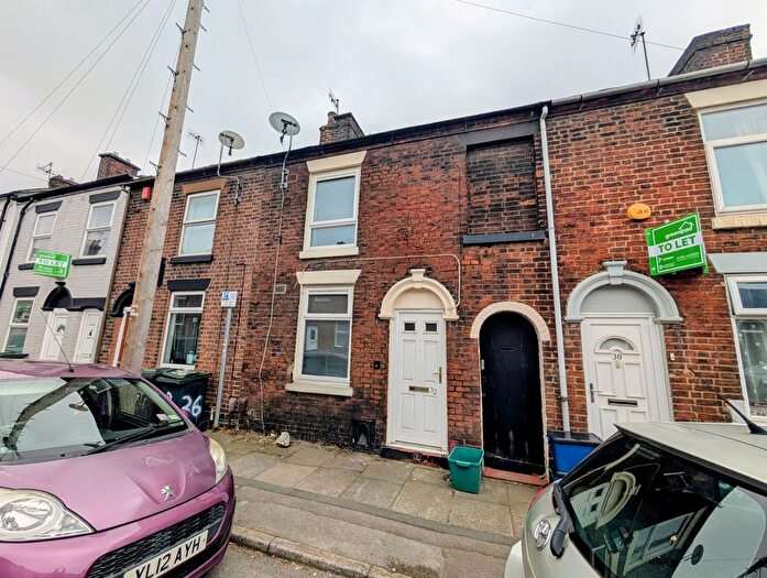 2 Bedroom Property To Rent In Queen Anne Street, Stoke-On-Trent, ST4