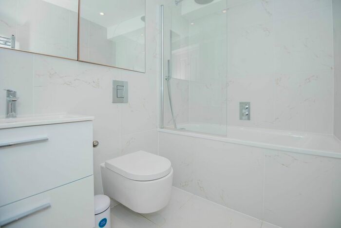 1 Bedroom Flat To Rent In Kew Gardens Road, Richmond, TW9