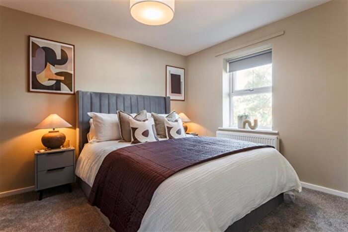 3 Bedroom Semi-Detached House To Rent In Casa, North Valley, Nottingham, NG7