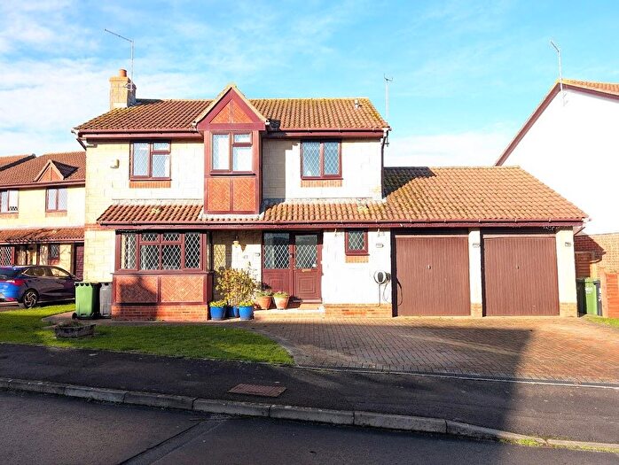 4 Bedroom Property For Sale In Lavender Close, Thornbury, BS35