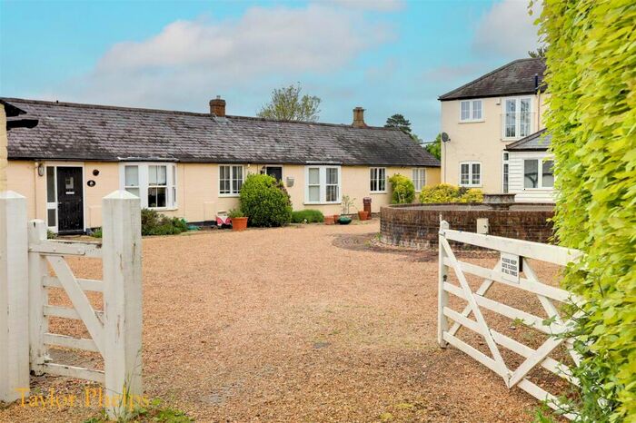 1 Bedroom Bungalow To Rent In Fanhams Hall Road, Ware, SG12