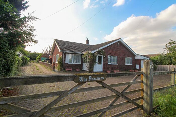 3 Bedroom Bungalow To Rent In Thorncote Road, Northill, Biggleswade, SG18