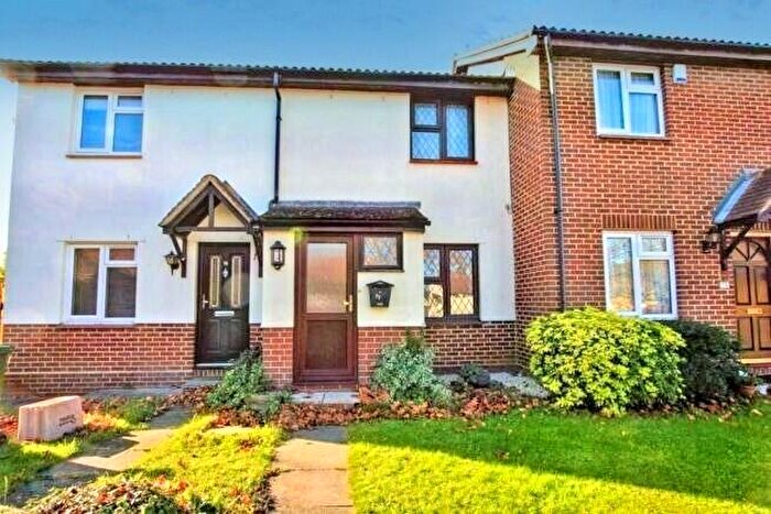 2 Bedroom Terraced House To Rent In Marlborough Way, Billericay, CM12