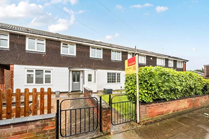 3 Bedroom Terraced House For Sale In Longlands Road, Oxford, OX4