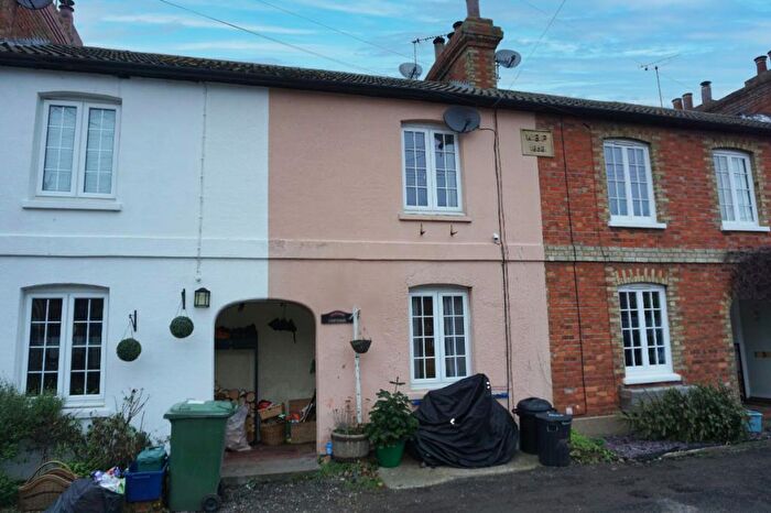 2 Bedroom Cottage To Rent In Filgrave, MK16