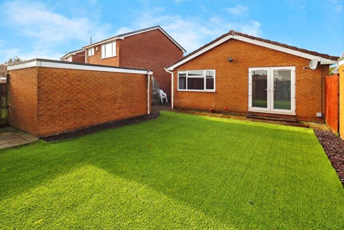 2 Bedroom Bungalow For Sale In Polperro Way, Hucknall, Nottingham, Nottinghamshire, NG15