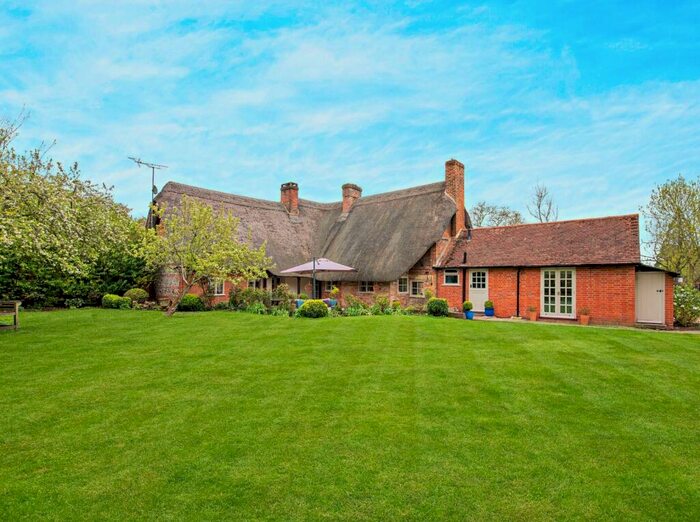 4 Bedroom Detached House For Sale In Chilton Foliat, Hungerford, Berkshire, RG17