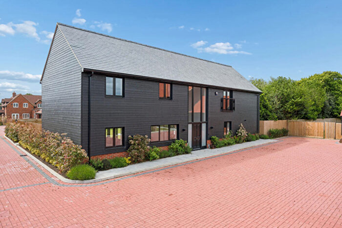 5 Bedroom Character Property For Sale In Rise Close, Flaunden, HP3