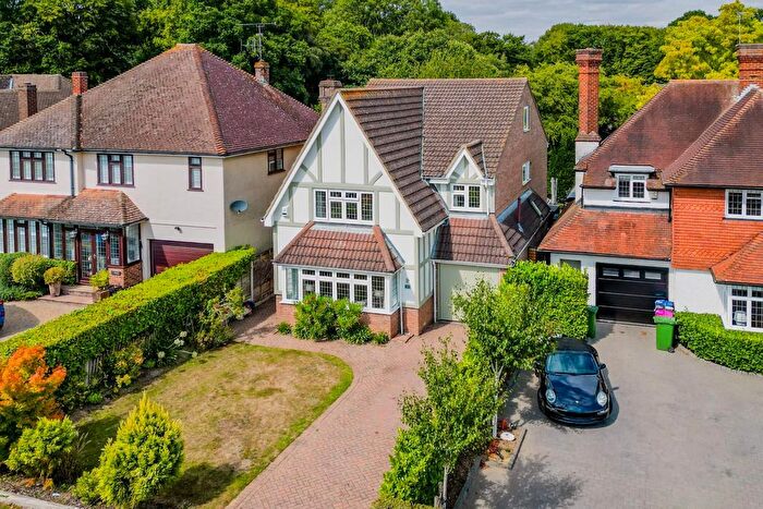 5 Bedroom Detached House For Sale In Warren Road, Leigh-On-Sea, SS9
