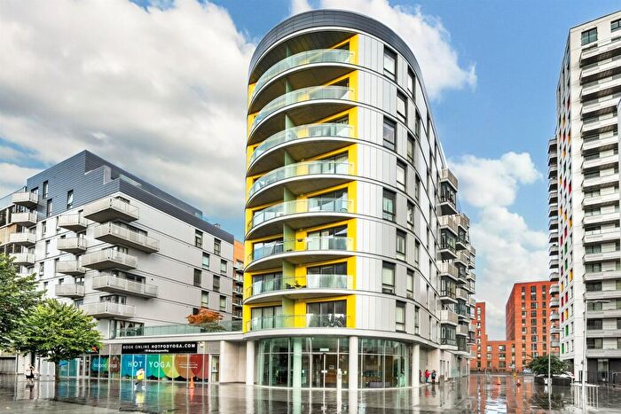 2 Bedroom Apartment To Rent In Hayward, Chatham Place, Reading, RG1