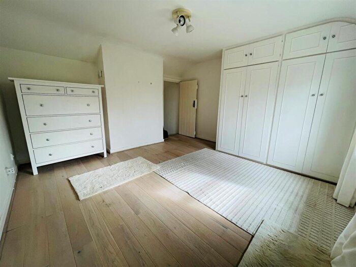 2 Bedroom Cottage For Sale In Post Office Row, Withernwick, Hull, HU11