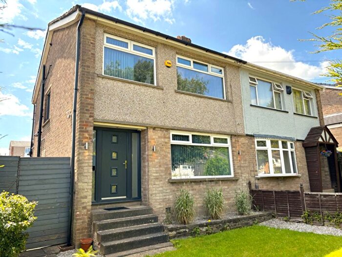 3 Bedroom Semi-Detached House For Sale In Netherlands Avenue, Odsal, Bradford, BD6