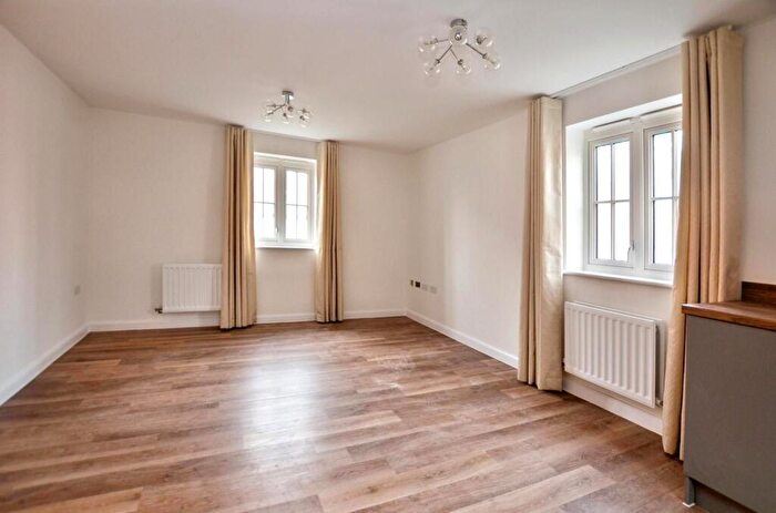 2 Bedroom Apartment For Sale In Watermill Way, Collingtree, Northampton, NN4