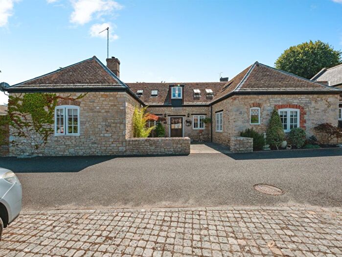 4 Bedroom Detached House For Sale In Stable Lodge, Warmwell, Dorchester, DT2