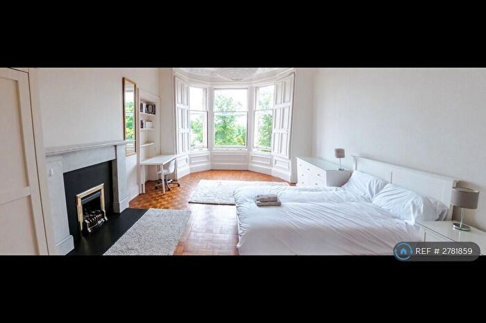 5 Bedroom Flat To Rent In Thirlestane Road, Edinburgh, EH9