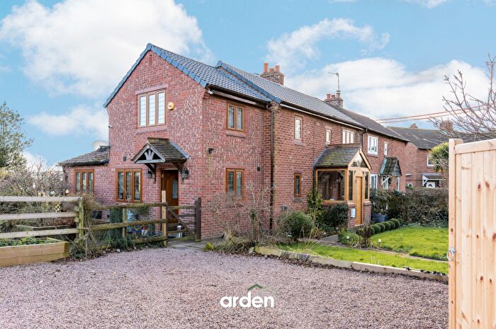 3 Bedroom Semi Detached House For Sale In Fockbury Road, Dodford, B61