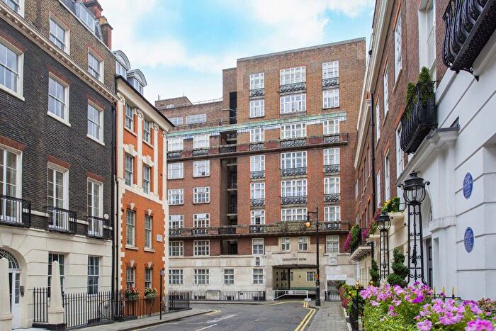 2 Bedroom Flat For Sale In Hertford Street, London, W1J