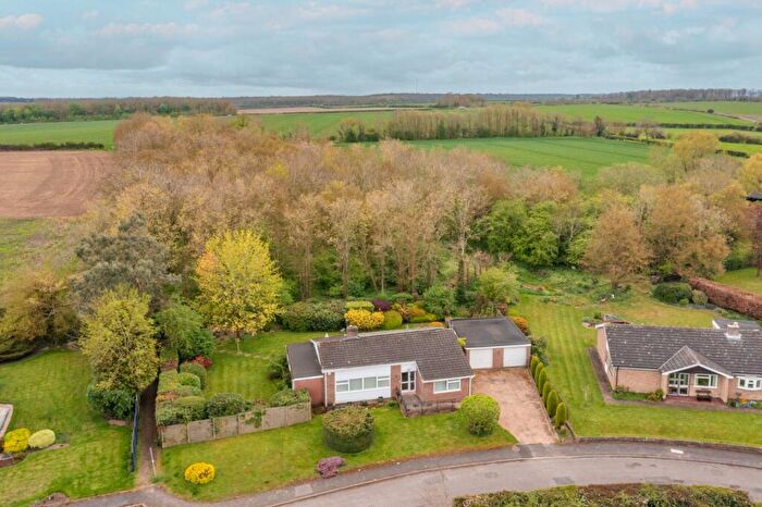 2 Bedroom Bungalow For Sale In Blacksmiths Close, Abbotsley, St Neots, PE19