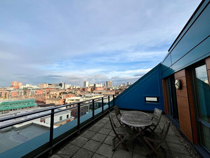 2 Bedroom Apartment To Rent In One Brewery Wharf Leeds, LS10