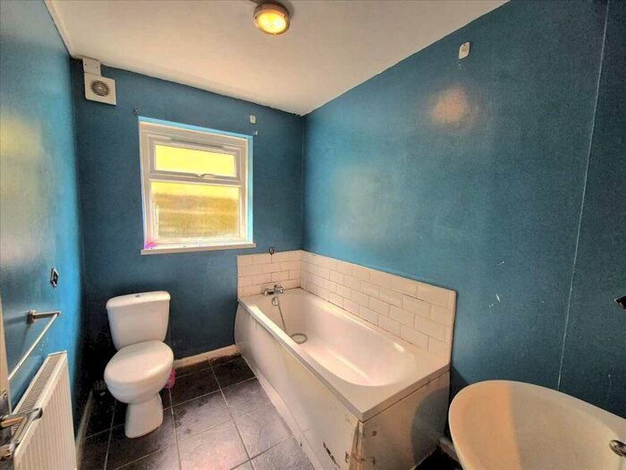 3 Bedroom Terraced House For Sale In Castle Street, Treorchy, CF42
