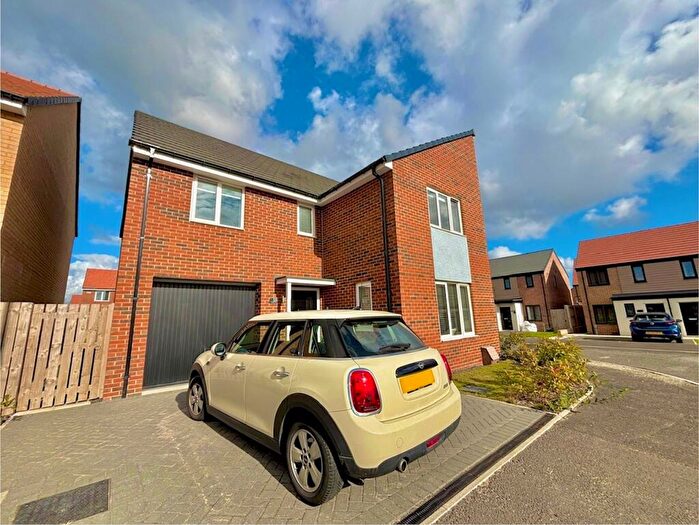 4 Bedroom House To Rent In Poppy Place, Great Park, NE13