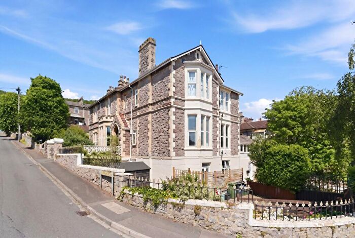 2 Bedroom Flat To Rent In Hamilton Road, Weston-Super-Mare, BS23