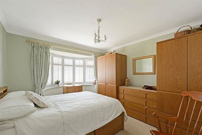 2 Bedroom Bungalow For Sale In Warrington Road, Paddock Wood, Tonbridge, TN12