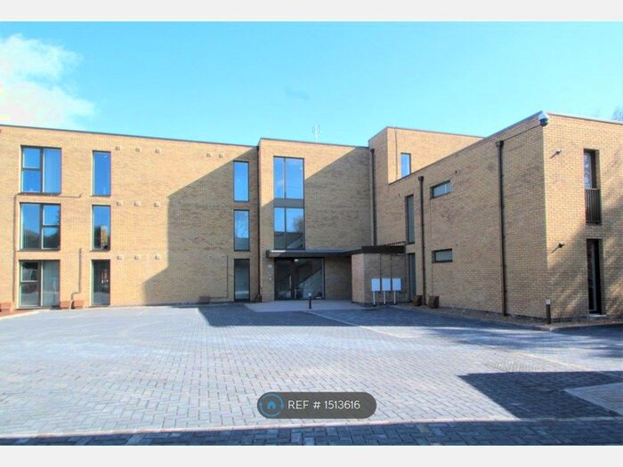 2 Bedroom Flat To Rent In Halesby Court, Halesowen, B63