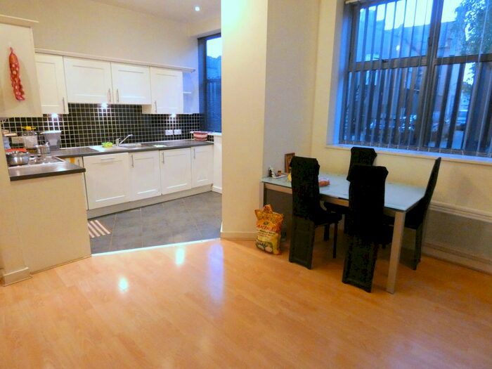 1 Bedroom Flat To Rent In Kingsley Mews, Ley Street, Ilford, IG1
